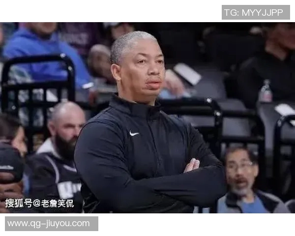 卢教练谈球队阵容深度期待通过比赛磨合轮换与化学反应