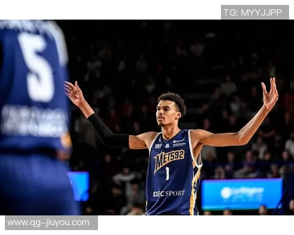 杜兰特与阿门在2K游戏中选择文班亚马阿门从不使用自己角色的原因揭秘 杜兰特与阿门在2K游戏中选择文班亚马阿门从不使用自己角色的原因揭秘