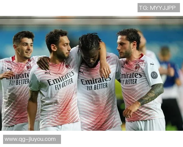 意甲10月最佳球员候选名单揭晓莱奥恰尔汗奥卢安古伊萨等六人争夺荣誉