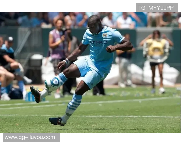 曼城前球员理查兹谈戒酒减肥经历称运动不足是最大问题